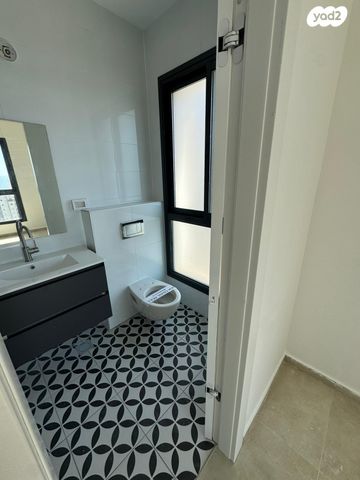 דירה, אמנון ליפקין שחק 3, נתניה