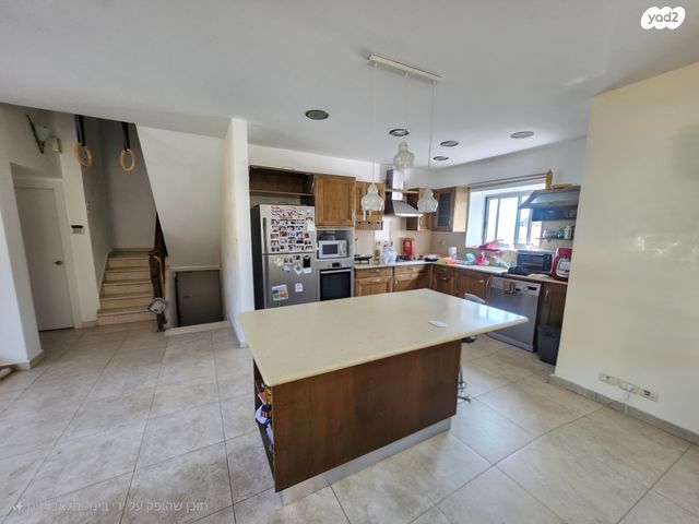 בית פרטי/ קוטג', גבעת כ''ח, גבעת כ"ח