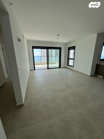 דירה, אמנון ליפקין שחק 3, נתניה