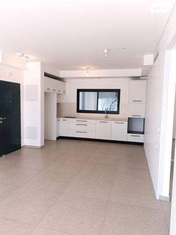 דירה, דרך ששת הימים, סלע, רחובות