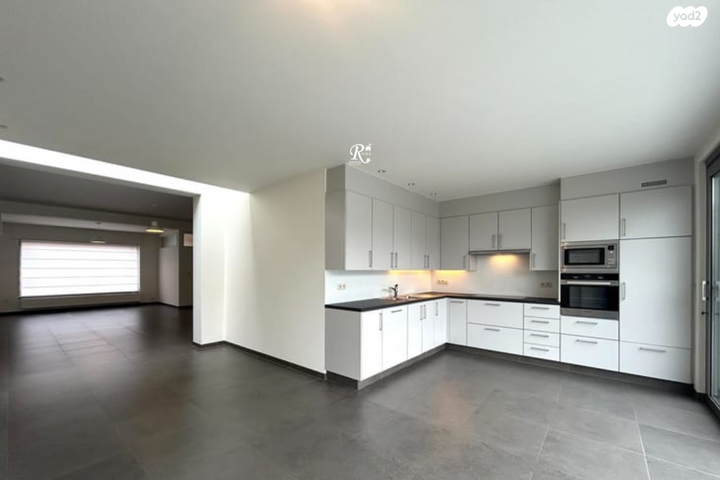 בית פרטי/ קוטג', סביון