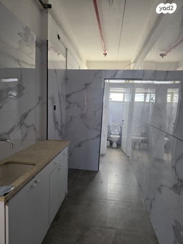 משרדים, קומבה, אזור תעשיה, חדרה