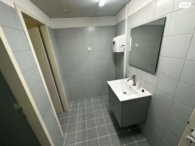 משרדים, לח"י, שאר העיר, בני ברק