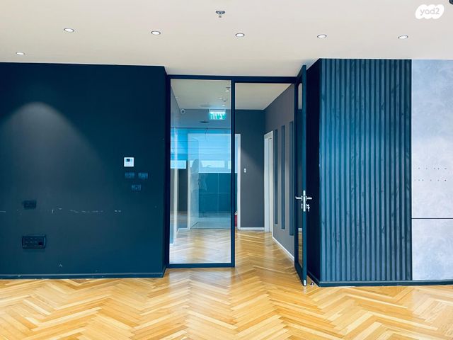 משרדים, כפר סבא