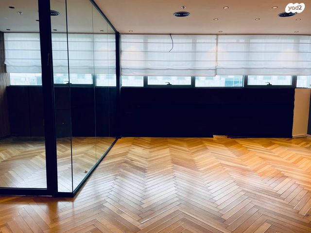 משרדים, כפר סבא