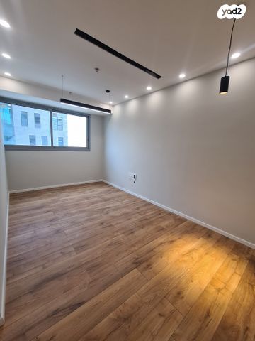 משרדים, התוכנה 4, עפולה