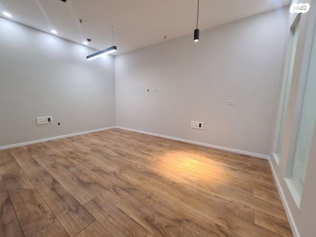 משרדים, התוכנה 4, עפולה