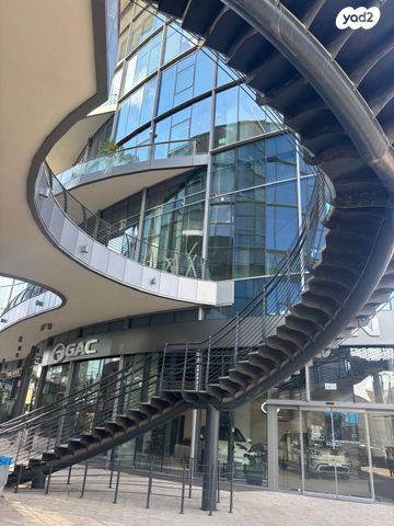 חנויות/ שטח מסחרי, מודיעין מכבים רעות