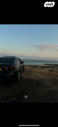 מודעת רכב מאזדה 3