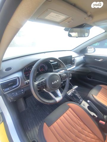 מודעת רכב קיה סטוניק