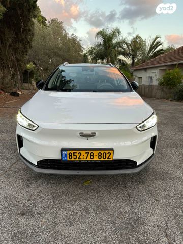 מודעת רכב ג׳ילי Geometry C