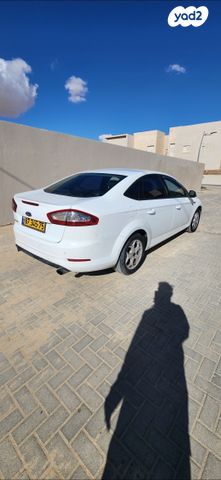 פורד מונדאו