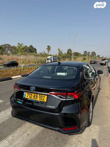 טויוטה קורולה