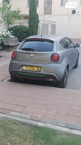 אלפא רומיאו מיטו