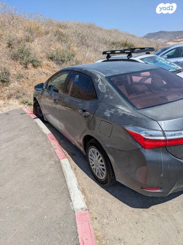 טויוטה קורולה