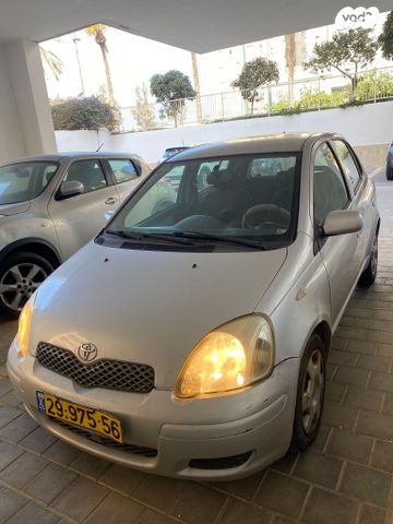 מודעת רכב טויוטה יאריס