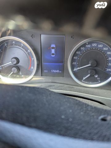 מודעת רכב טויוטה קורולה