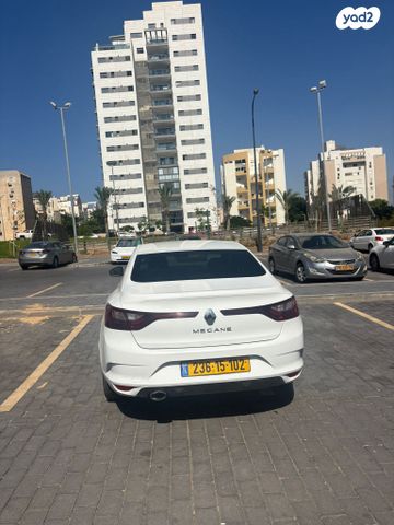 רנו מגאן