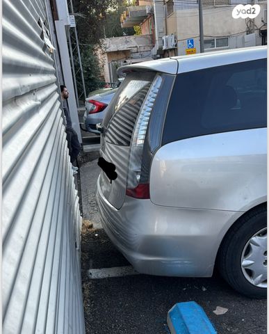 מודעת רכב מיצובישי גרנדיס