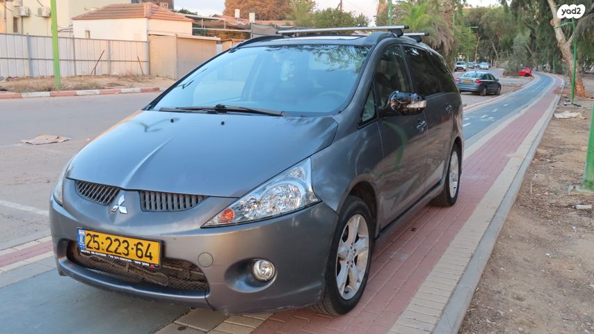 מודעת רכב מיצובישי גרנדיס