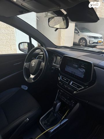 סוזוקי S-Cross