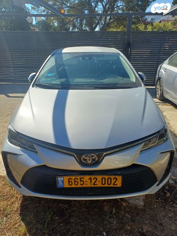 מודעת רכב טויוטה קורולה