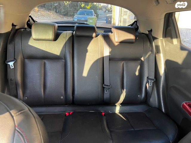 מודעת רכב ניסאן ג'וק