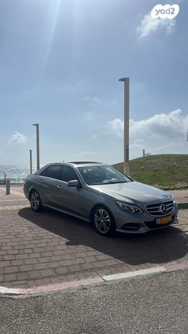 מודעת רכב מרצדס-בנץ E-class