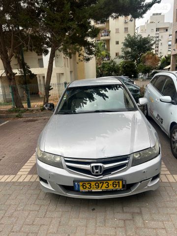 מודעת רכב הונדה אקורד