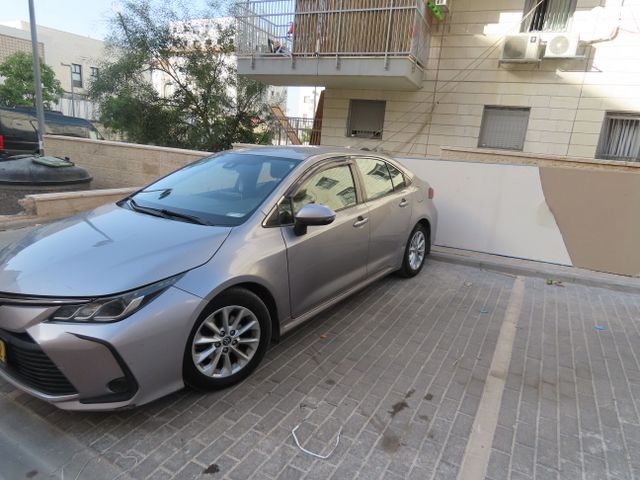 טויוטה קורולה