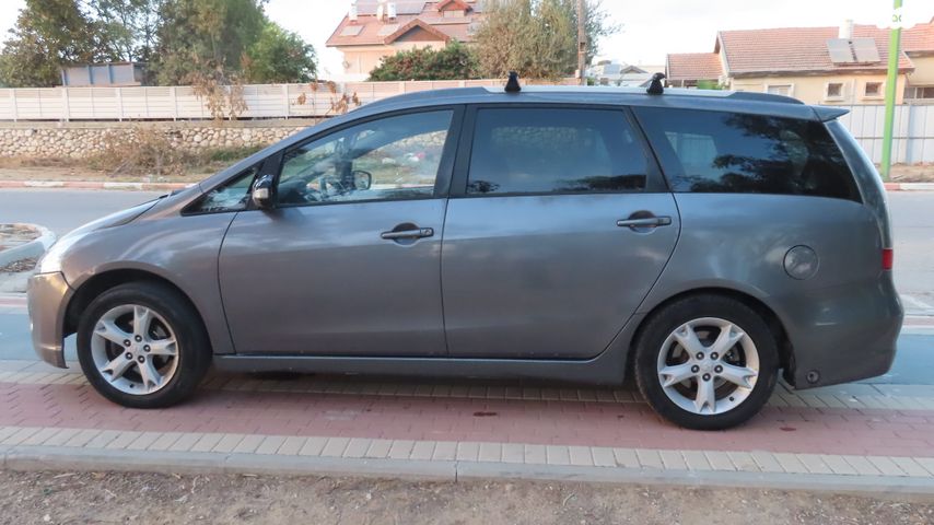 מיצובישי גרנדיס