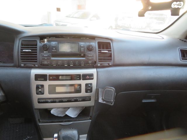 טויוטה קורולה