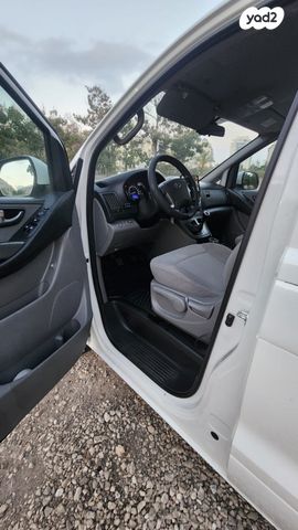 יונדאי H-1 / i800