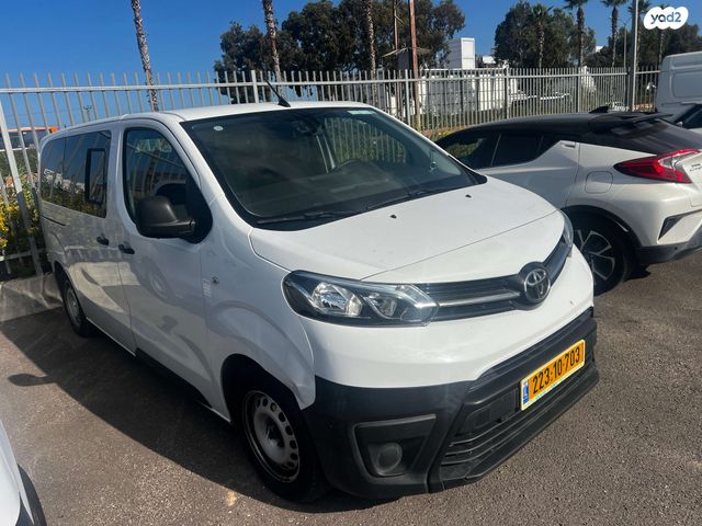 מודעת רכב טויוטה פרואייס