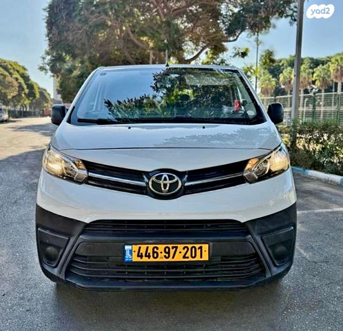 מודעת רכב טויוטה פרואייס