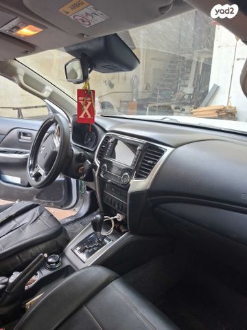 מיצובישי טרייטון / L200