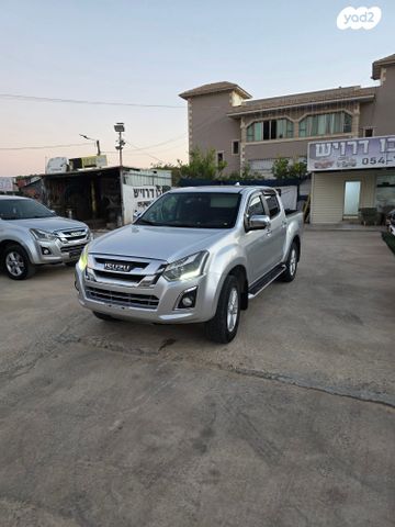 מודעת רכב איסוזו די-מקס