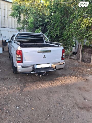 מיצובישי טרייטון / L200