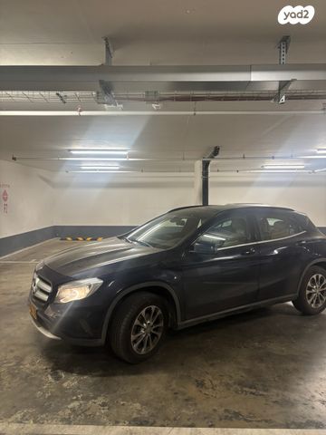 GLA 4X2 Style GLA 200 אוט׳ בנזין 1.6 (156 כ״ס) [2014-2017]