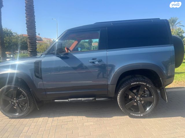 לנד רובר דיפנדר