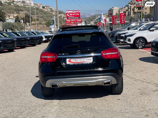 מרצדס-בנץ GLA