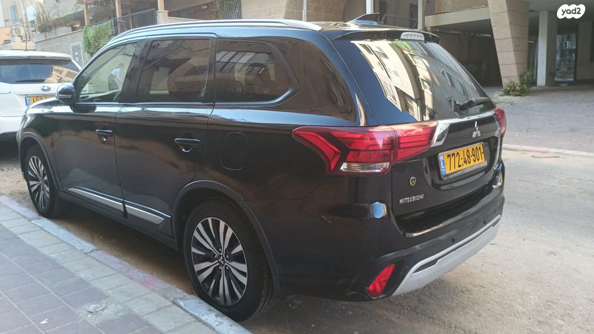 מיצובישי אאוטלנדר