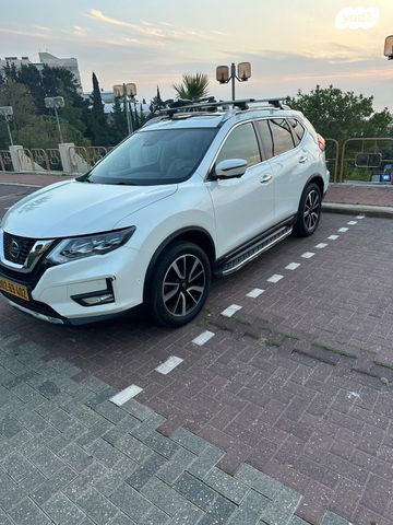 ניסאן אקס טרייל