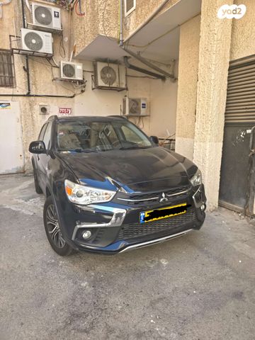 מודעת רכב מיצובישי ASX