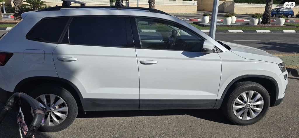 מודעת רכב סקודה קארוק