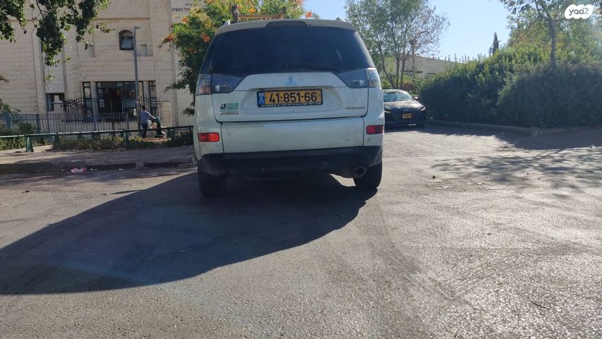 מיצובישי אאוטלנדר