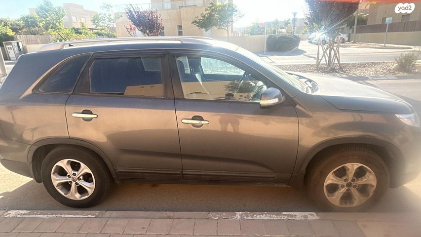 מודעת רכב קיה סורנטו