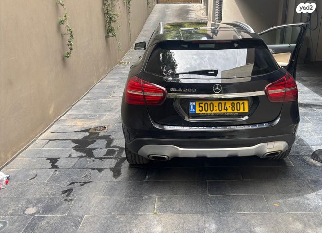 מרצדס-בנץ GLA