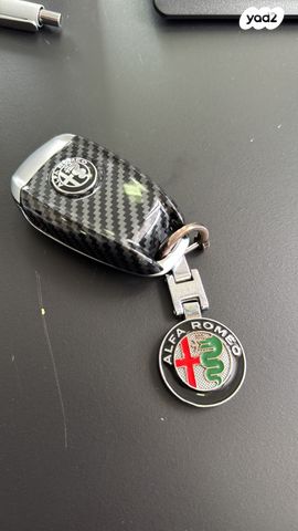 אלפא רומיאו סטלביו