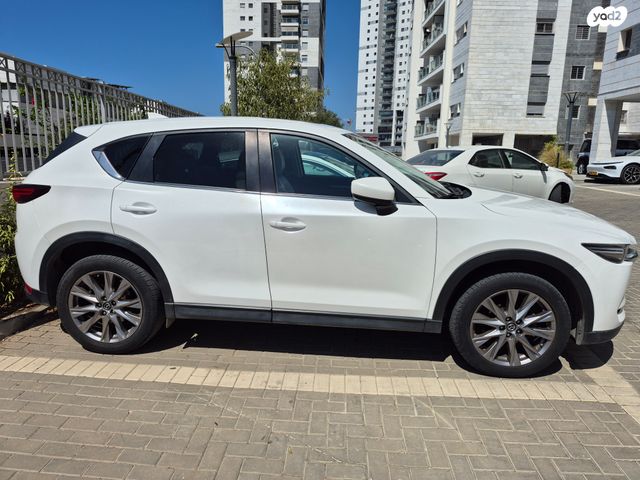 מודעת רכב מאזדה CX-5